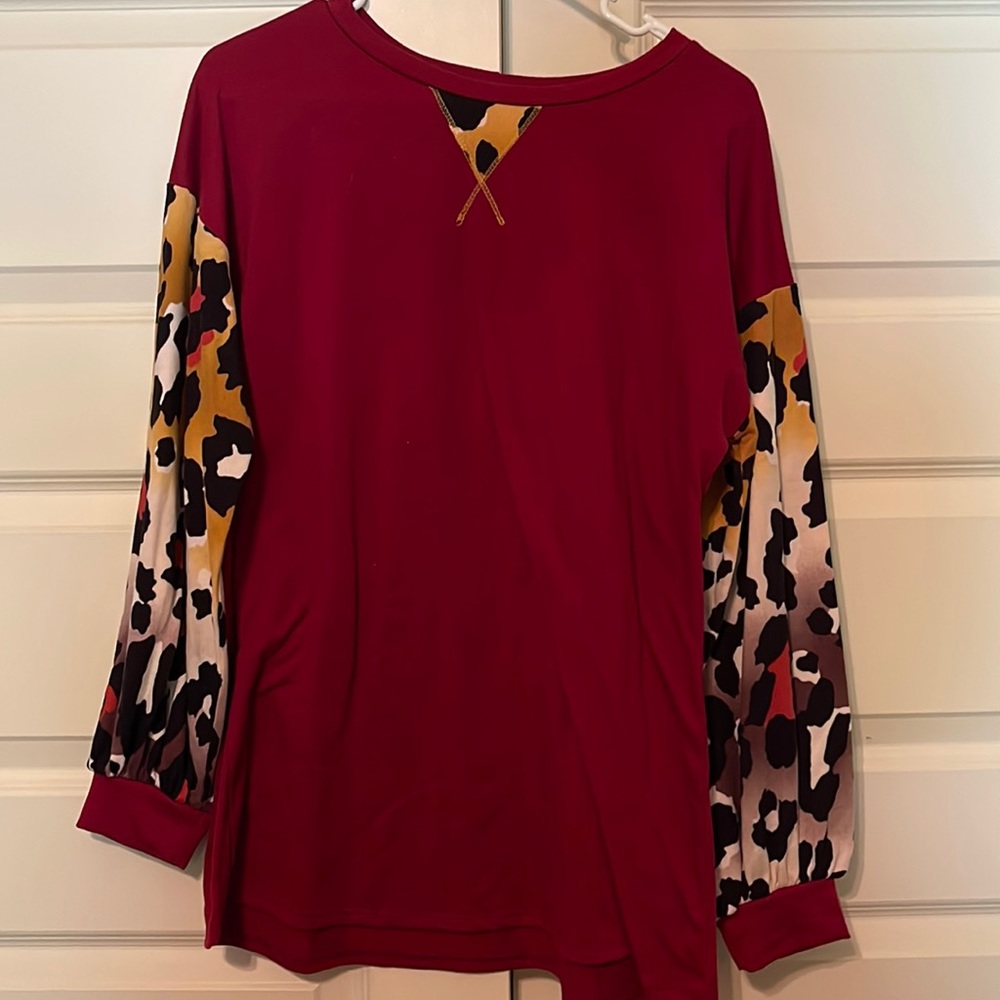 Women’s long sleeve